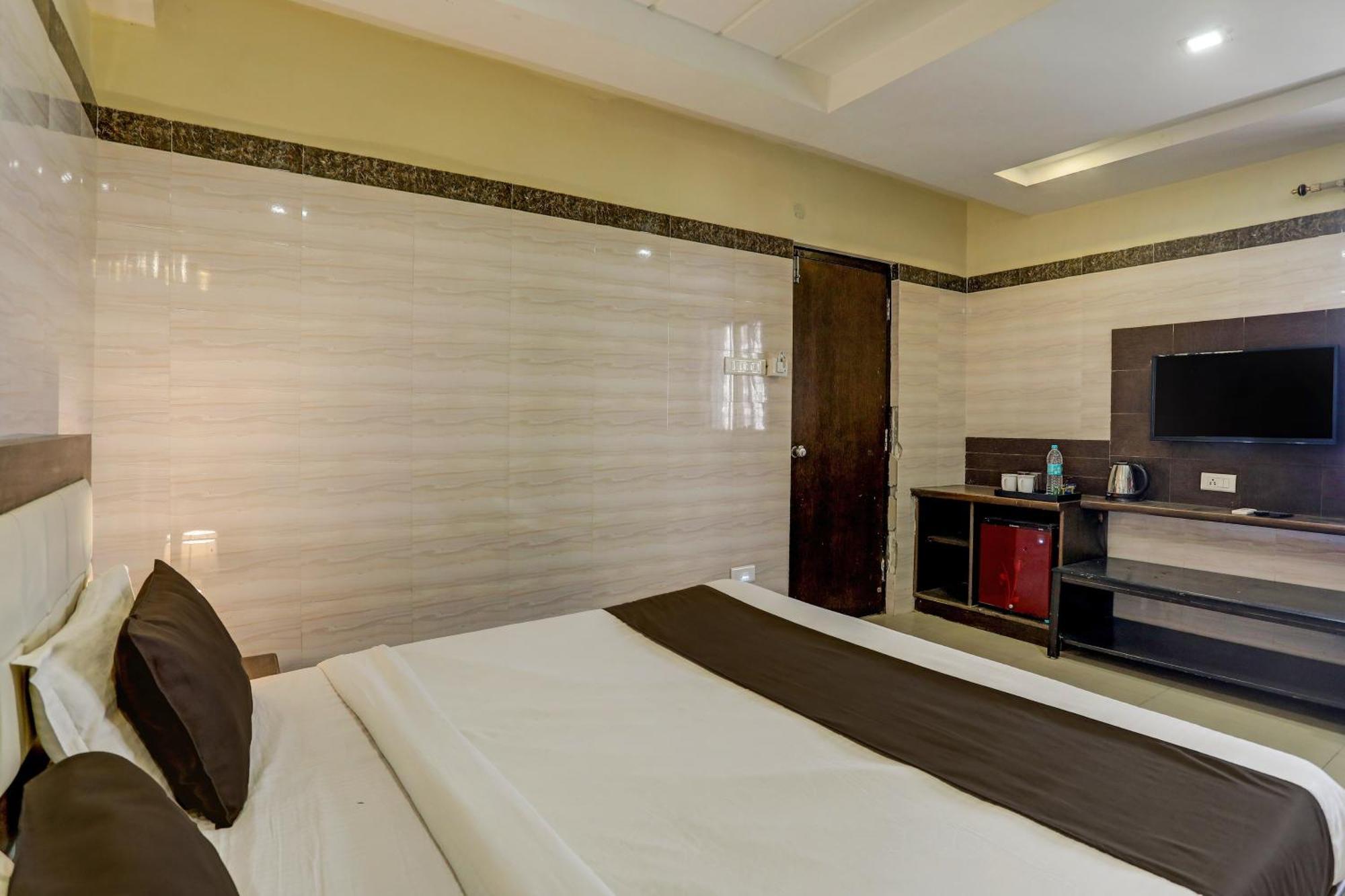 Flagship Hotel Suhana Grand Hyderabad Exterior foto